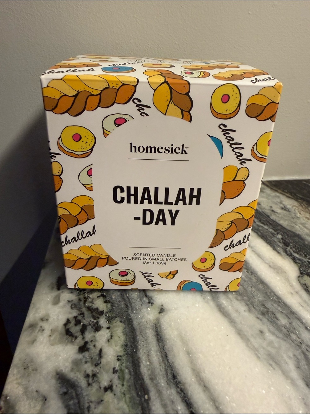 NWT Homesick Challah-Day Scented Candle - White & Yellow Packaging